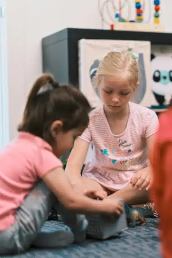 children playing at a chiropractic center